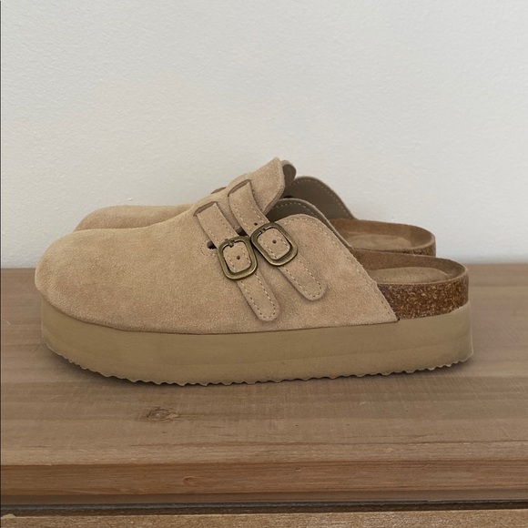 New! PROJECT CLOUD Genuine Suede Leather Platform Clogs - Picture 4 of 6